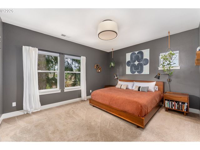 7406 N LEONARD St, Portland, OR 97203