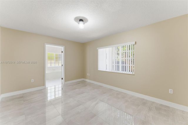 18049 SW 152nd Ave, Miami, FL 33187