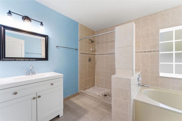 18049 SW 152nd Ave, Miami, FL 33187