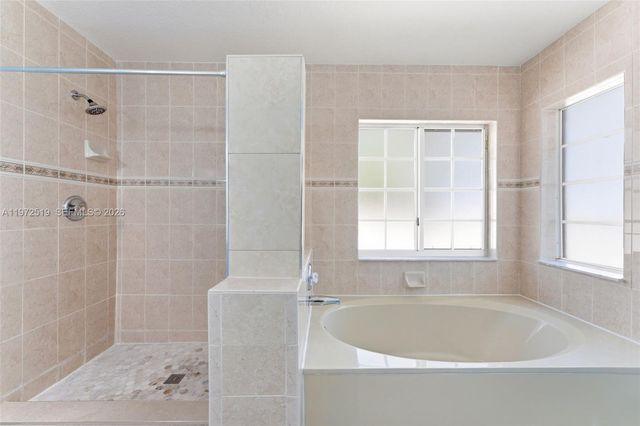 18049 SW 152nd Ave, Miami, FL 33187