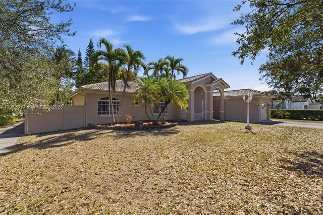 18049 SW 152nd Ave, Miami, FL 33187