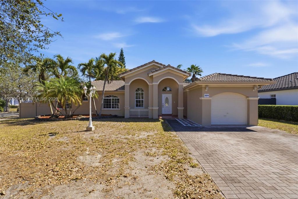 18049 SW 152nd Ave, Miami, FL 33187