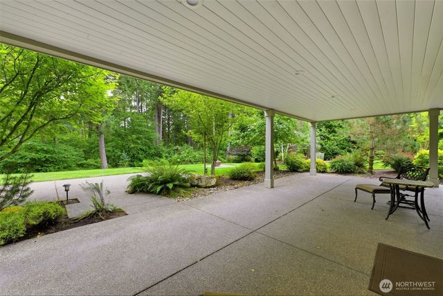 605 Hyak Way, Fox Island, WA 98333