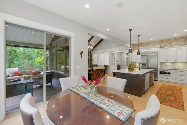 605 Hyak Way, Fox Island, WA 98333