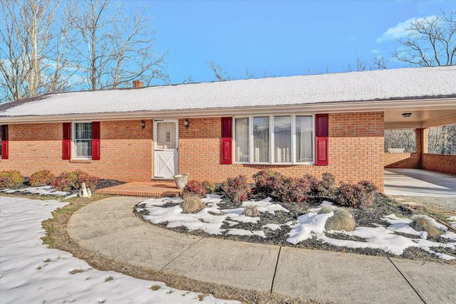 2346 Rockland RD, Boones Mill, VA 24065