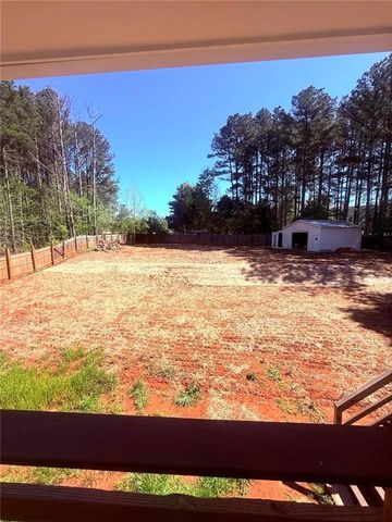 1250 Persimmon Place Drive, Bethlehem, GA 30620