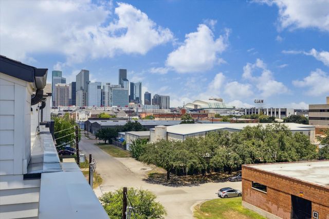 2914 Lamar Street, Houston, TX 77003