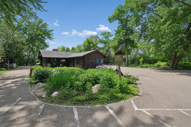 9062 Terra Verde Trail, Eden Prairie, MN 55347