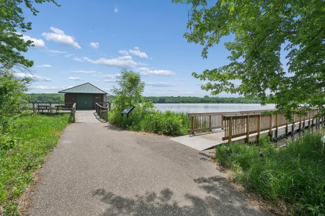 9062 Terra Verde Trail, Eden Prairie, MN 55347