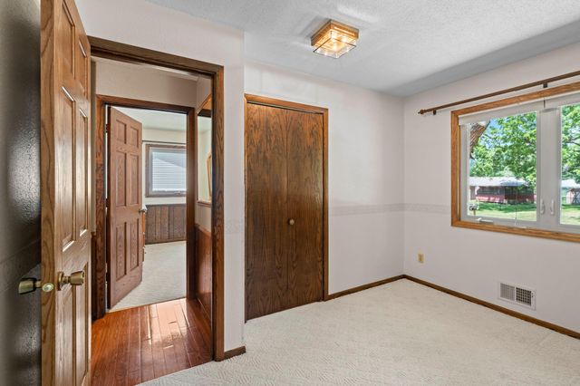119 Oak Avenue SW, Saint Michael, MN 55376