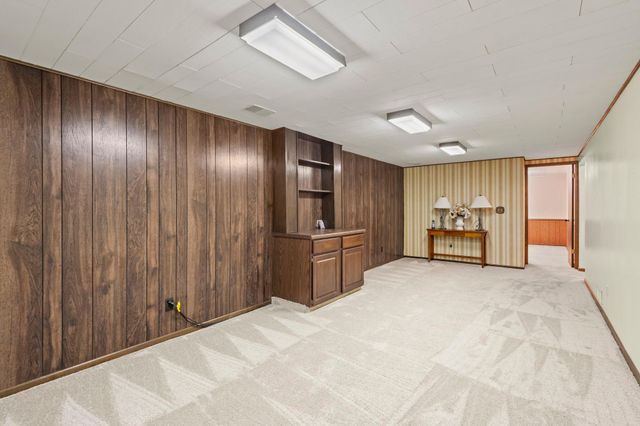 119 Oak Avenue SW, Saint Michael, MN 55376