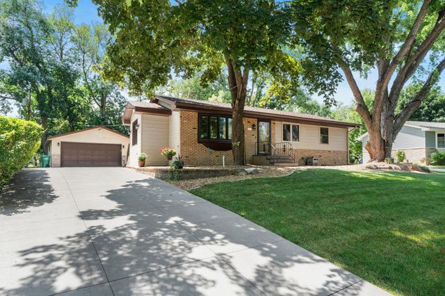 119 Oak Avenue SW, Saint Michael, MN 55376