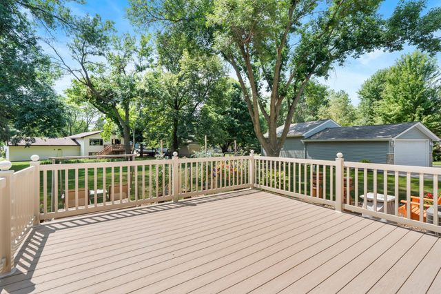 119 Oak Avenue SW, Saint Michael, MN 55376