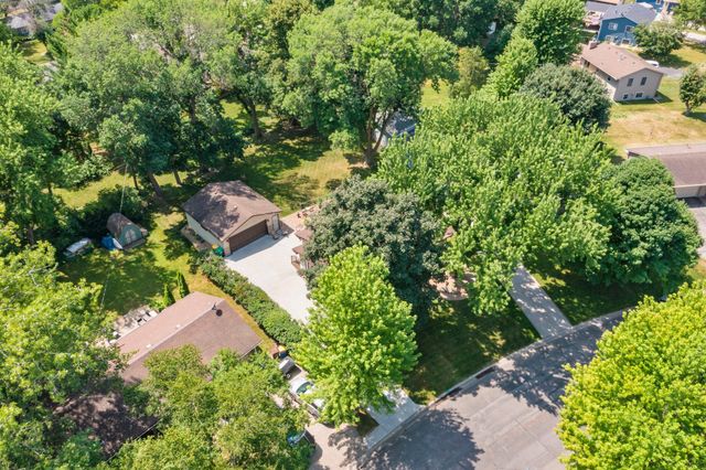 119 Oak Avenue SW, Saint Michael, MN 55376