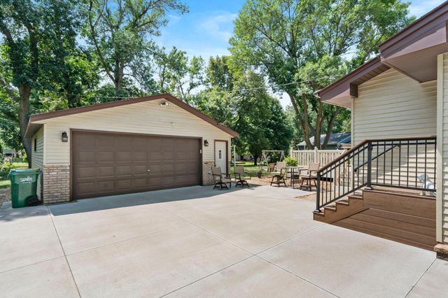 119 Oak Avenue SW, Saint Michael, MN 55376