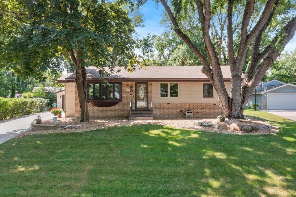 119 Oak Avenue SW, Saint Michael, MN 55376