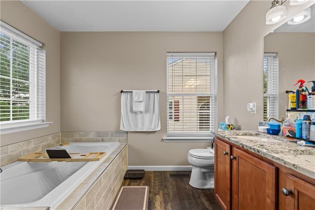 7073 Hunt Drive, Lower Macungie Twp, PA 18062