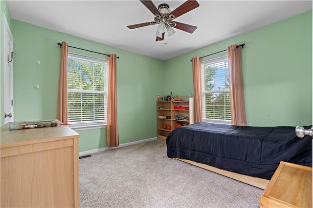 7073 Hunt Drive, Lower Macungie Twp, PA 18062