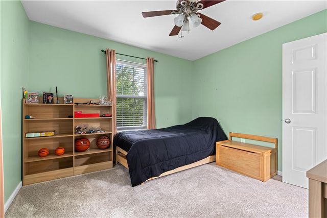 7073 Hunt Drive, Lower Macungie Twp, PA 18062