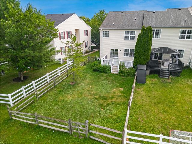 7073 Hunt Drive, Lower Macungie Twp, PA 18062