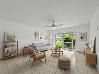 700 Layne Blvd 104, Hallandale Beach, FL 33009