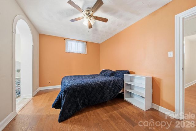 140 29th Avenue Drive NW, Hickory, NC 28601