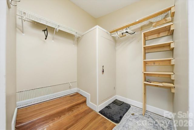 140 29th Avenue Drive NW, Hickory, NC 28601