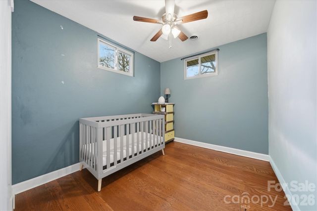 140 29th Avenue Drive NW, Hickory, NC 28601