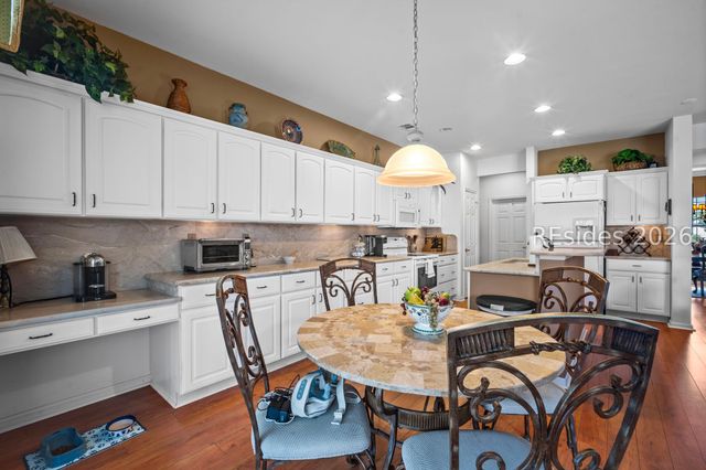 4 Plymouth Ln, Bluffton, SC 29909