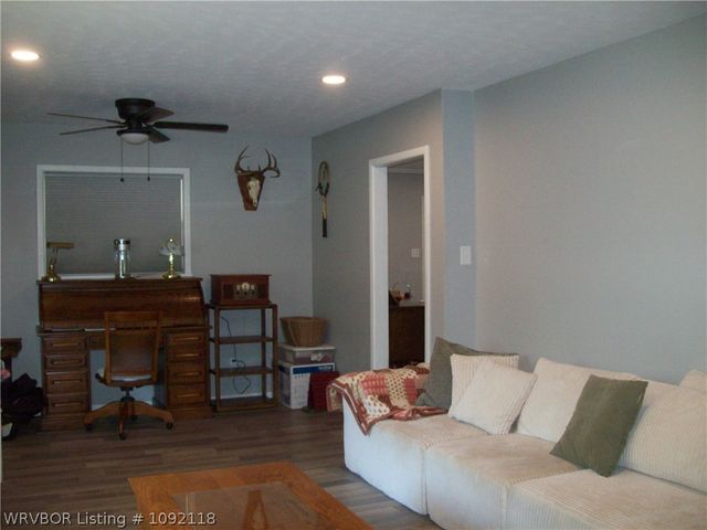 2909 S 32nd Street, Fort Smith, AR 72903
