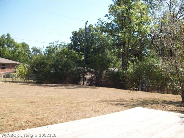 2909 S 32nd Street, Fort Smith, AR 72903