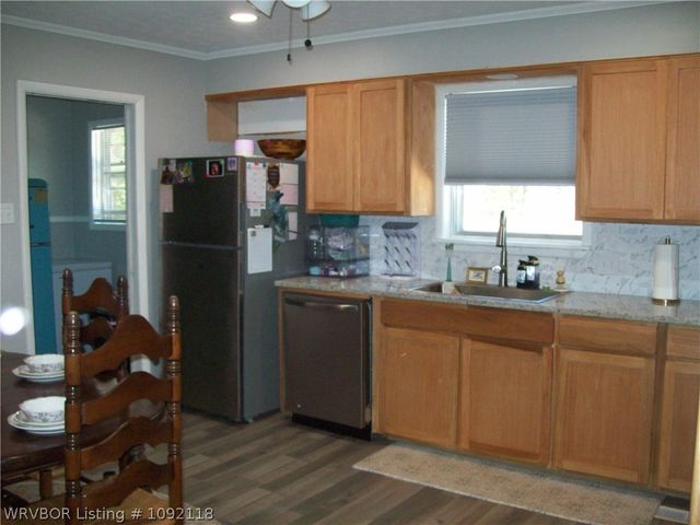 2909 S 32nd Street, Fort Smith, AR 72903