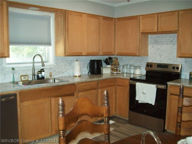 2909 S 32nd Street, Fort Smith, AR 72903