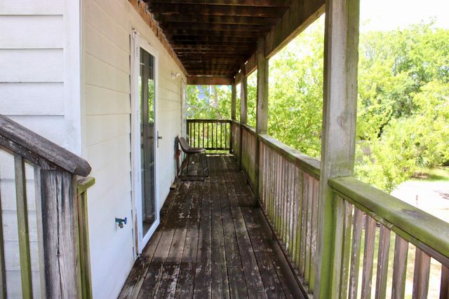 219 W 5th Street, Kemah, TX 77565