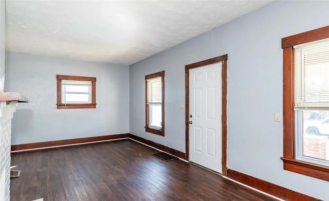 44 S Harbine Avenue, Dayton, OH 45403