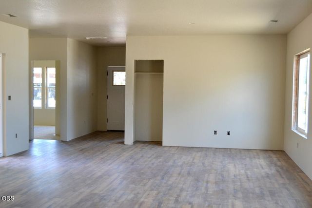 1540 W Harbeck Road, Grants Pass, OR 97527