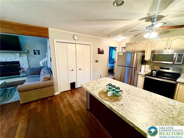 65 Byron Lane, Penn Forest Twp, PA 18210