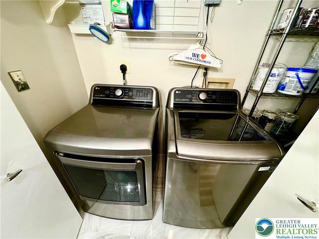 65 Byron Lane, Penn Forest Twp, PA 18210