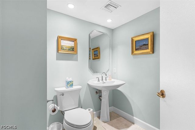 8111 Bay Colony DR 1904, Naples, FL 34108