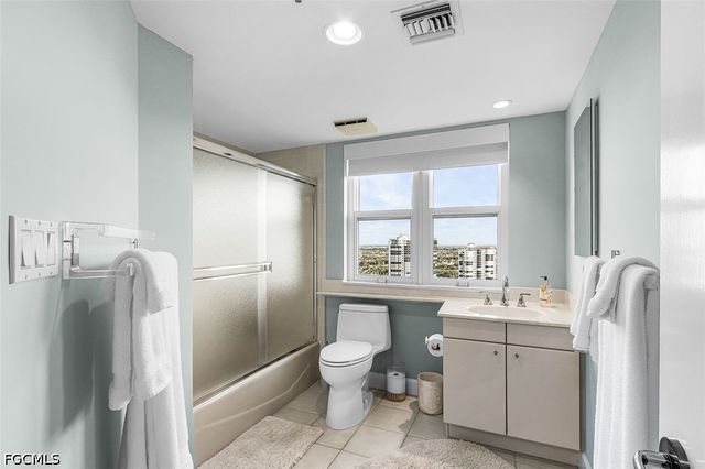 8111 Bay Colony DR 1904, Naples, FL 34108