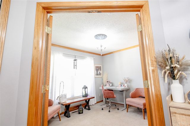 221 Orchard Street SW, Swisher, IA 52338