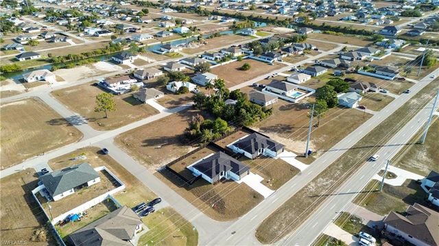401 Kismet PKWY E, Cape Coral, FL 33909
