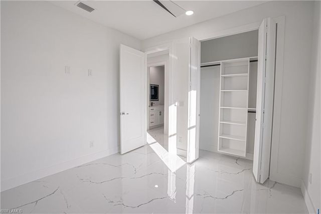 401 Kismet PKWY E, Cape Coral, FL 33909