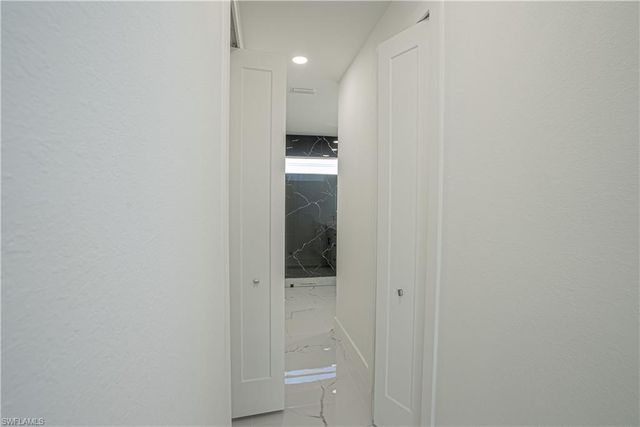 401 Kismet PKWY E, Cape Coral, FL 33909