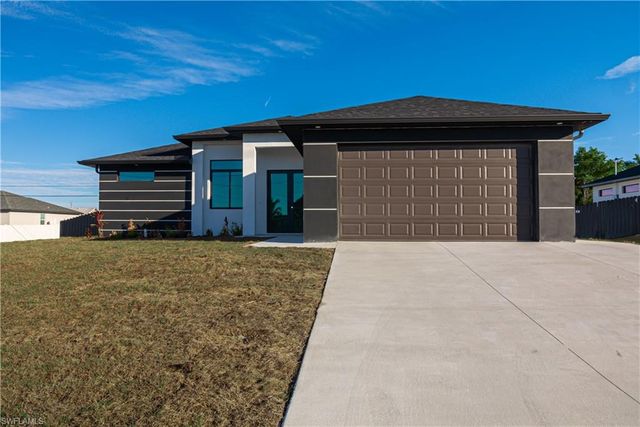 401 Kismet PKWY E, Cape Coral, FL 33909