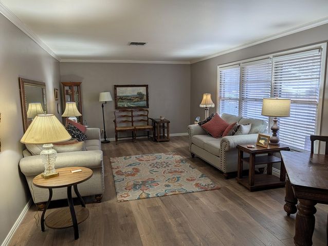 2813 W Ave N, San Angelo, TX 76904