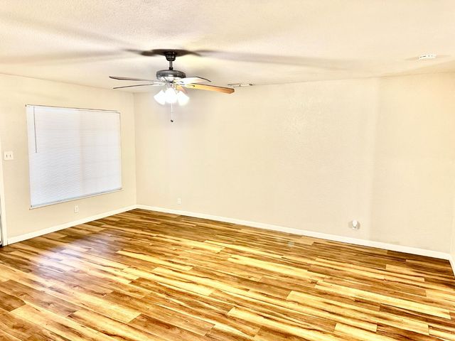 2118 W Sonoma Ave, Stockton, CA 95204