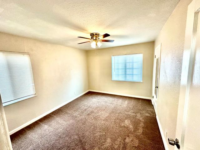 2118 W Sonoma Ave, Stockton, CA 95204