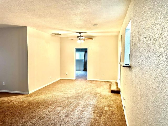 2118 W Sonoma Ave, Stockton, CA 95204