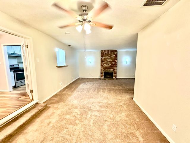 2118 W Sonoma Ave, Stockton, CA 95204